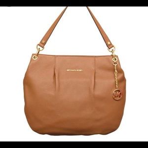 Michael Kors Lg Bedford hobo convertible leather